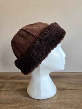 Sheepskin brown winter Hat Size Small